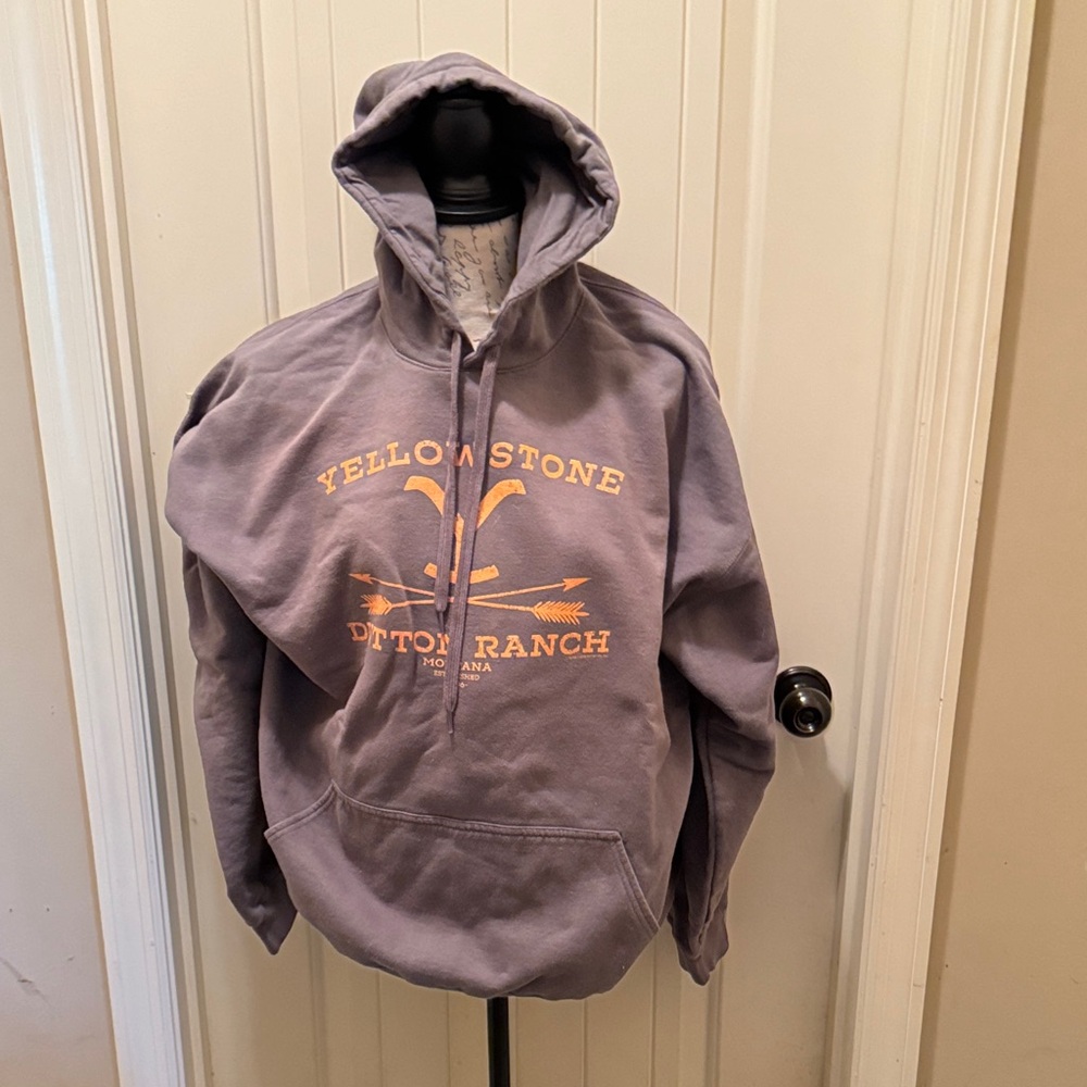 Gildan Gray Hoodie with Yellowstone Graphic